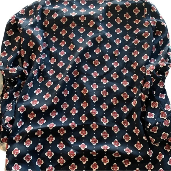 THE Loft Medium Petite long sleeved blouse - Picture 6 of 6
